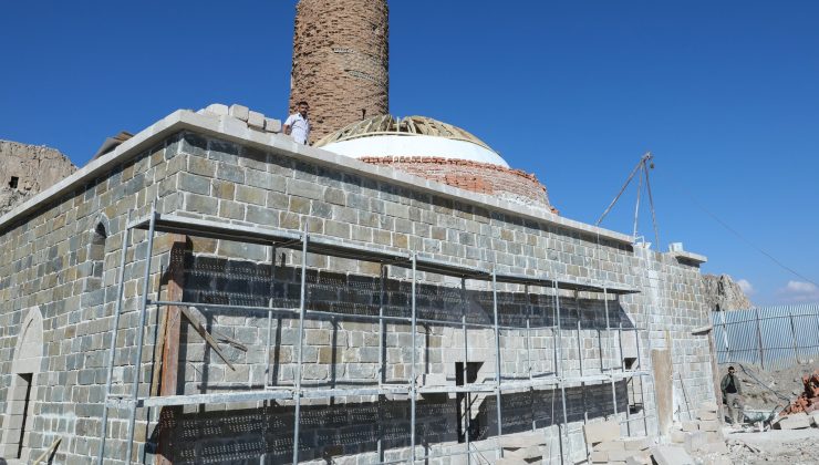 Van’ın Tarihi Kalbi Tekrar Atmaya Başlıyor!
