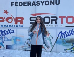 Vanlı Kayakçılar Türkiye Şampiyonu!
