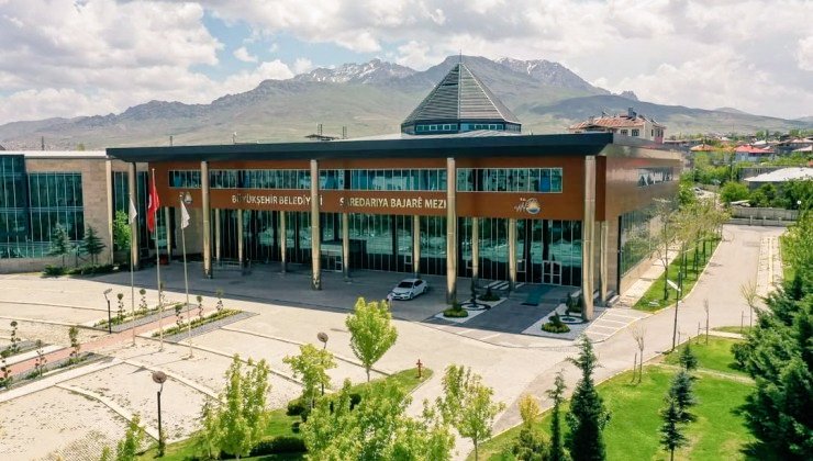 Van Büyükşehir Belediyesine Kayyum Atandı