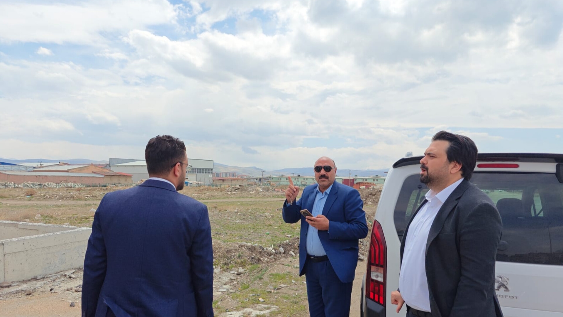 İl Sağlık Müdürü Tosun, Seyit Fehim Arvasi Aile Sağlığı Merkezi İnşaatında İncelemelerde Bulundu