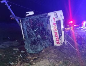 Van’da Yolcu Otobüsü Devrildi: 28 Kişi Yaralandı