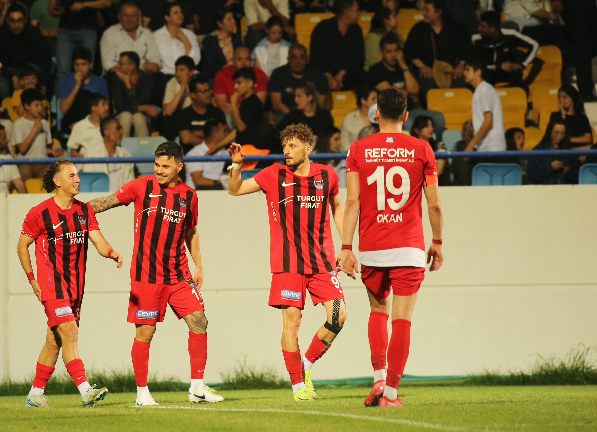Vanspor, Playoff 2. Turda Aksarayspor’u Konuk Ediyor – Kritik Maç Bugün Van Şehir Stadyumu’nda!