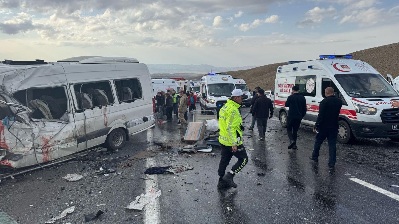 2025 Kurban Bayramı Trafik Kazaları: Türkiye ve Van’daki Kaza Bilançosu Detayları