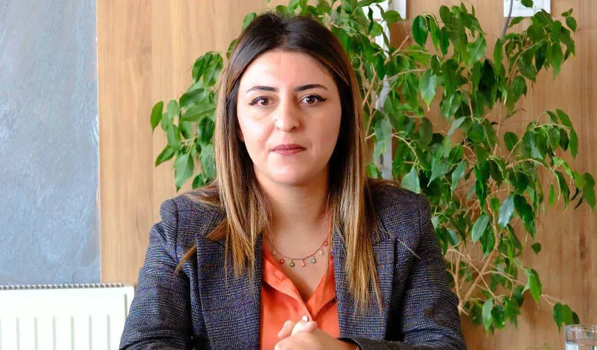 İpekyolu Belediyesi’nde Eşbaşkan Değişikliği: Canan Uzunay 1. Turda Seçildi
