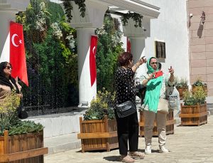 Van Bedesten Çarşısı, İranlı Turistlerin Yeni Gözdesi