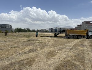 Van Edremit’te 50 Üniteli Yeni Diş Hastanesinin Yapımına Başlandı