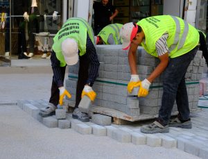 Sanat Sokağı’nda Yenileme Çalışmaları Tüm Hızıyla Devam Ediyor