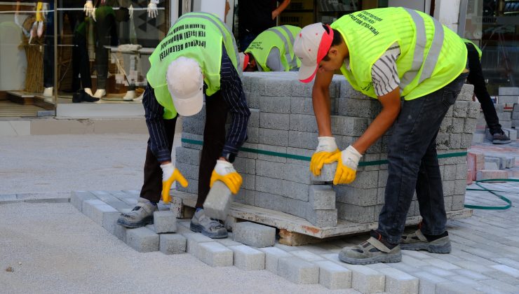 Sanat Sokağı’nda Yenileme Çalışmaları Tüm Hızıyla Devam Ediyor