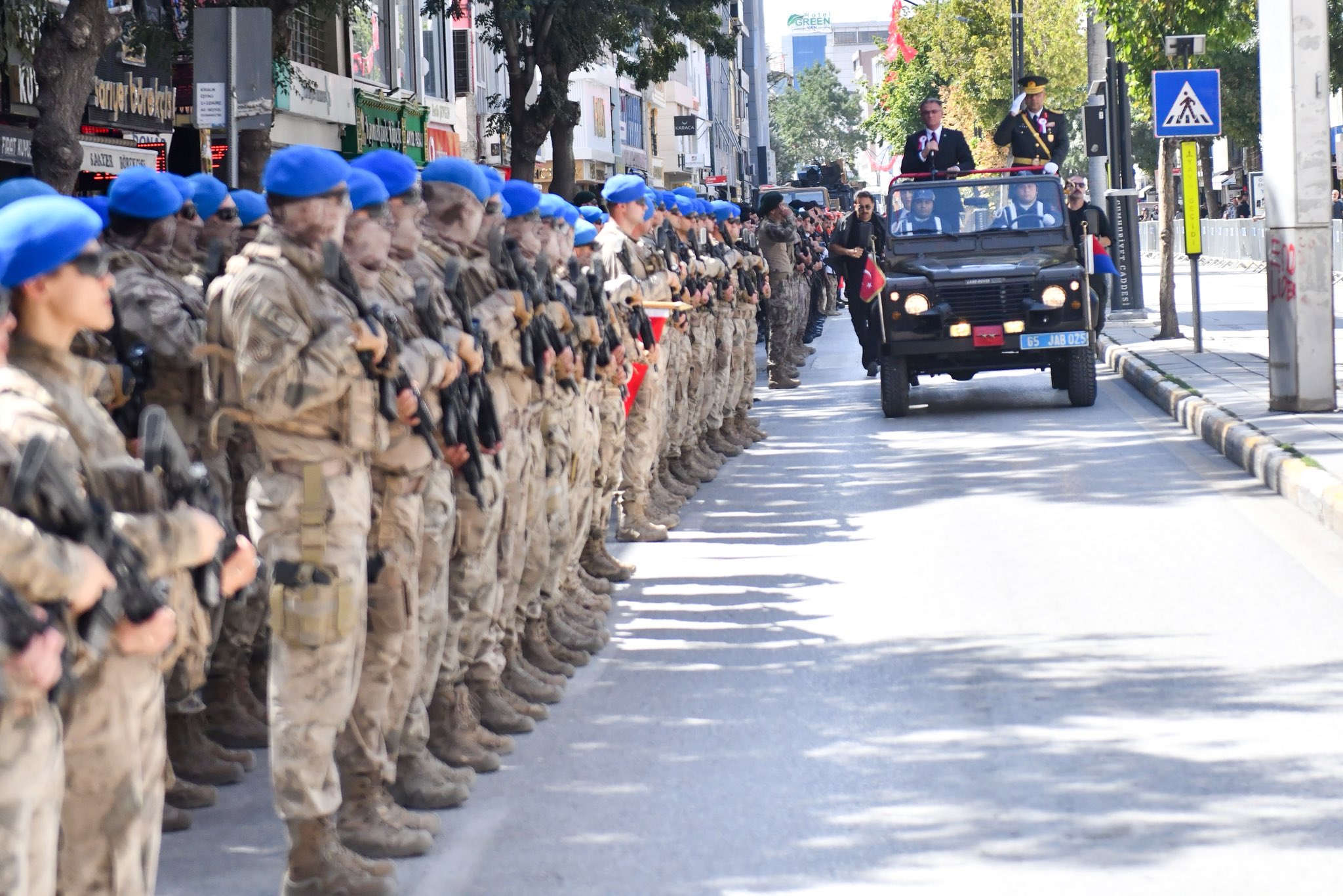 Van’da 30 Ağustos Zafer Bayramı Coşkuyla Kutlandı