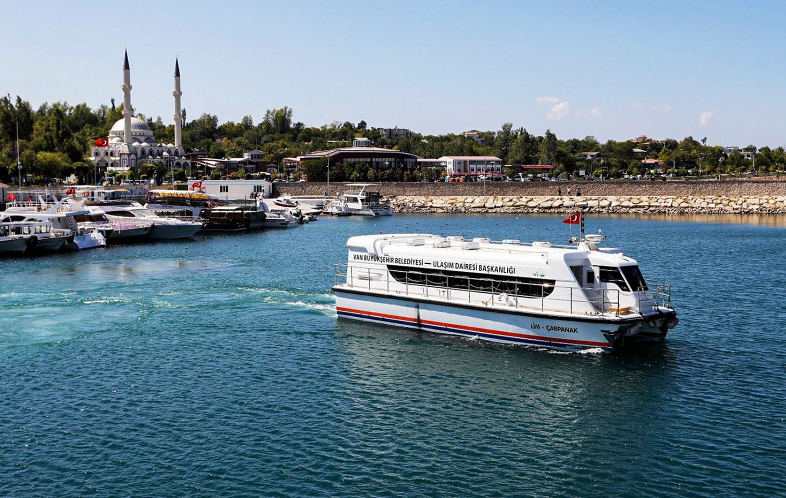 Akdamar Adası’na Deniz Otobüsü Seferleri 2 Ağustos’ta Yeniden Başlıyor