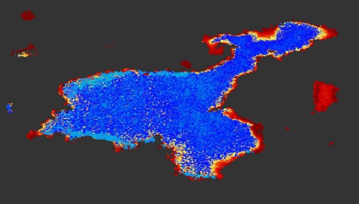 Van Gölü Alarm Veriyor: Uydu Görüntüleri Kirlilik Artışını Gözler Önüne Serdi