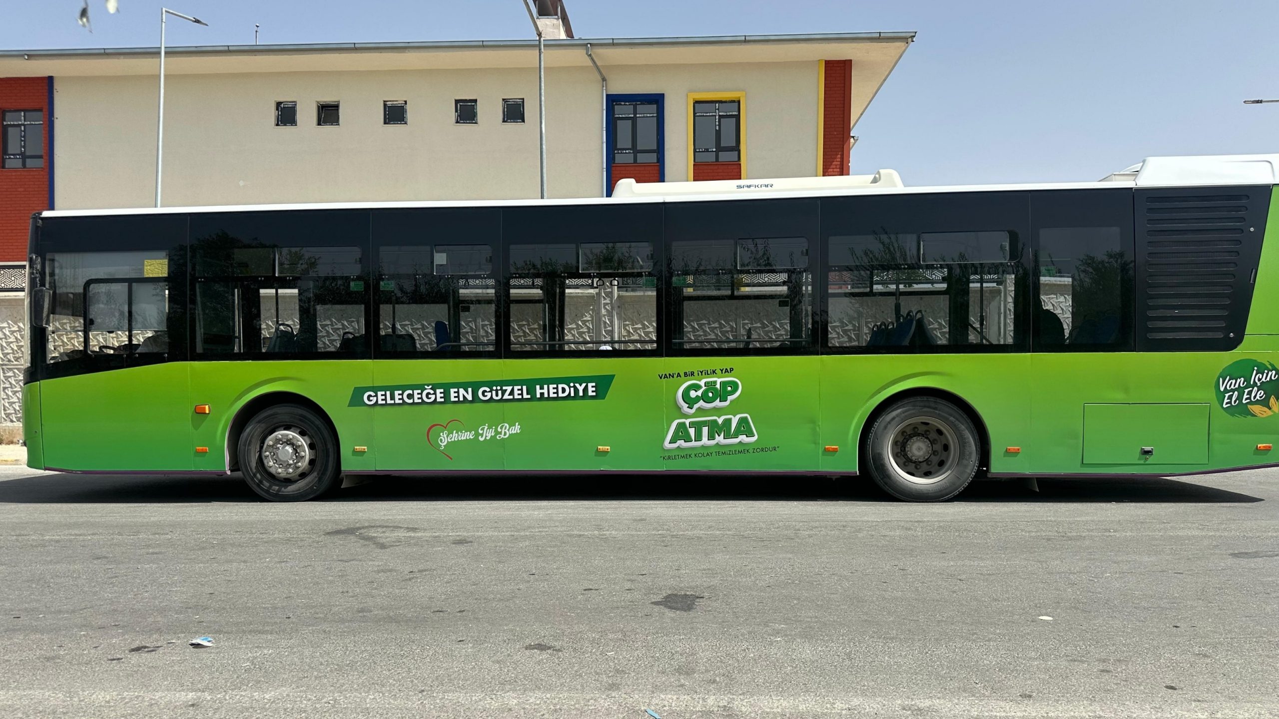 Van’da Belediye Otobüsleri Yeşile Döndü: Çevreye Duyarlılık Mesajı