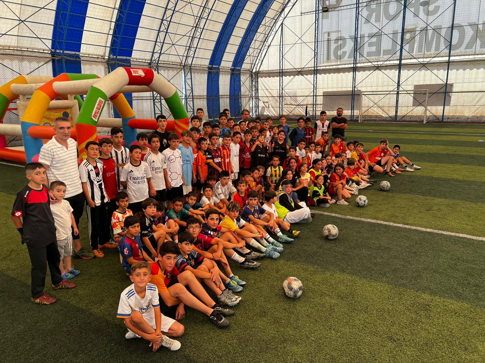 İpekyolu Belediyesi Yaz Spor Okulu Final Müsabakalarıyla Sona Erdi