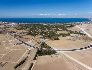 Elmalık Yolu’nda Asfalt Serimine Başlandı: Van Trafiğine Yeni Nefes
