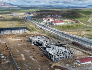 VAN’DA YENİ ŞEHİRLERARASI OTOBÜS TERMİNALİ İNŞAATI HIZLA SÜRÜYOR